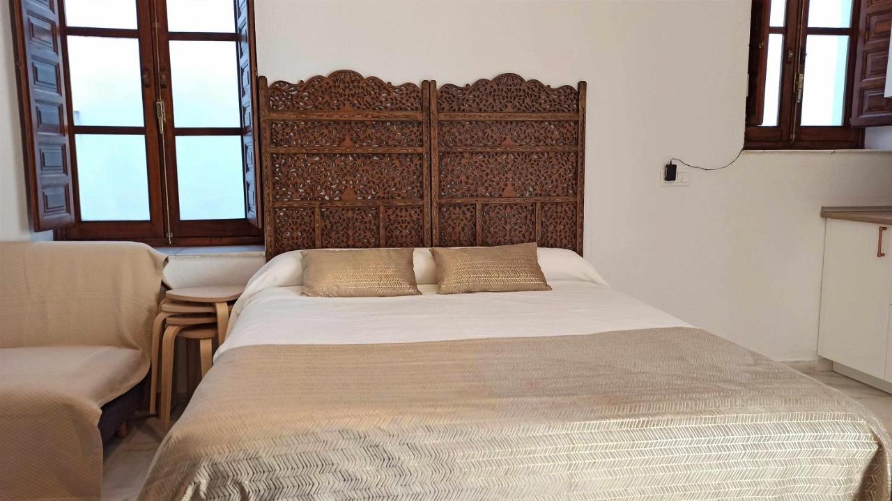 La Pequena Taifa I Apartment Kordoba Bagian luar foto