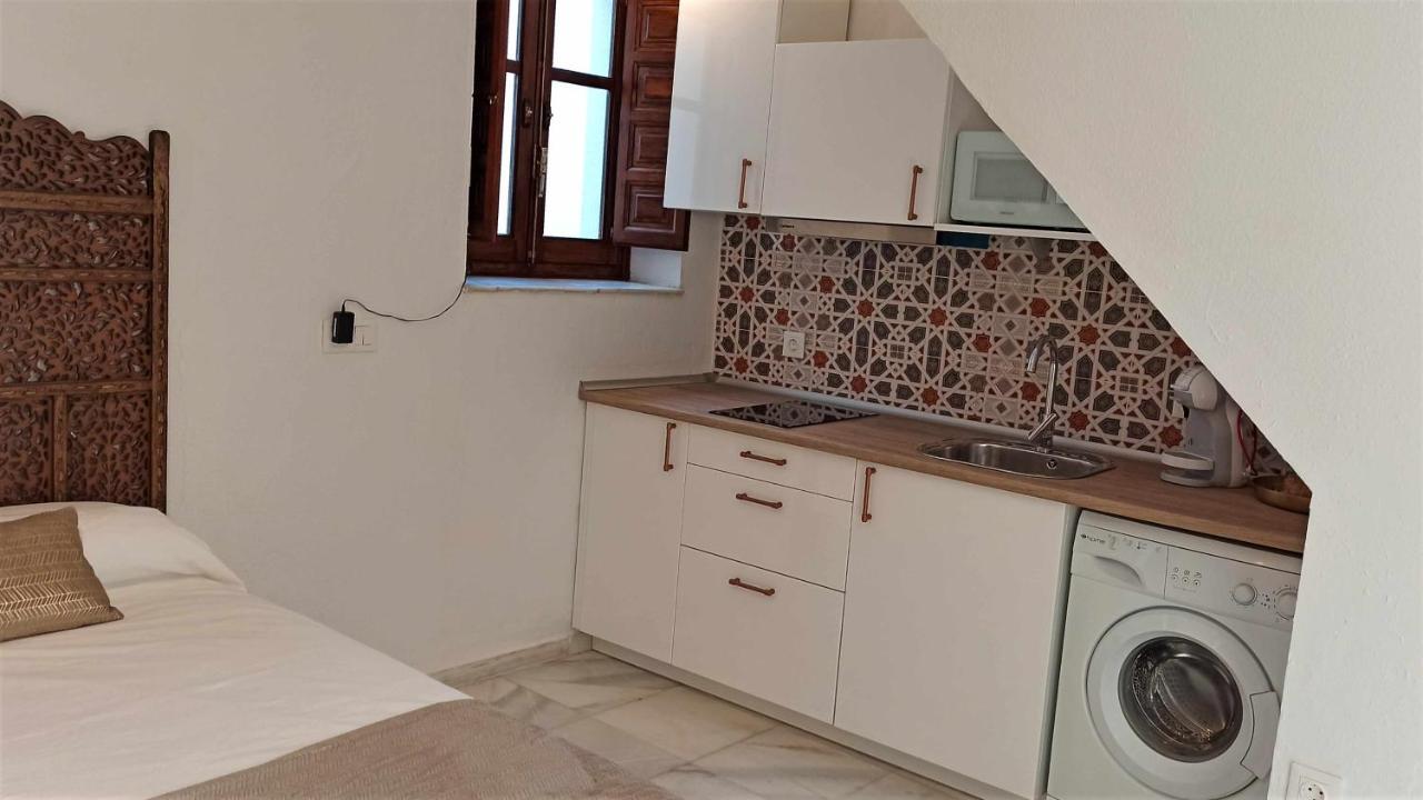La Pequena Taifa I Apartment Kordoba Bagian luar foto