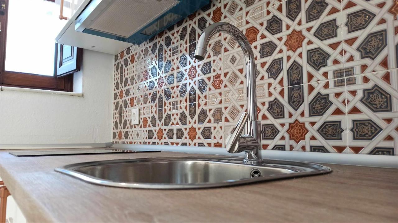 La Pequena Taifa I Apartment Kordoba Bagian luar foto