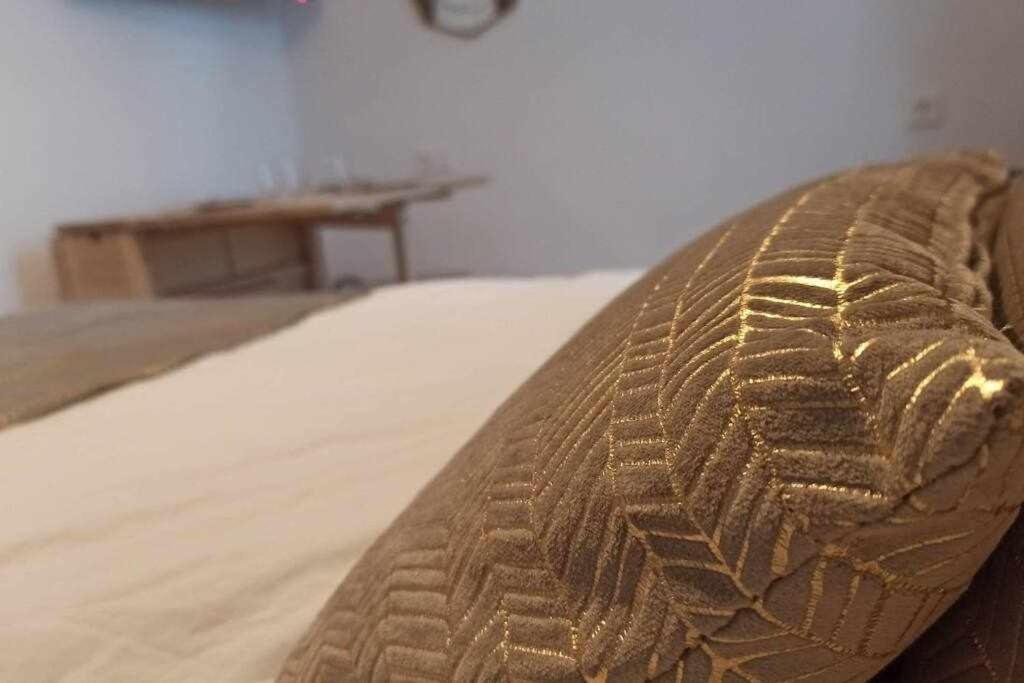 La Pequena Taifa I Apartment Kordoba Bagian luar foto